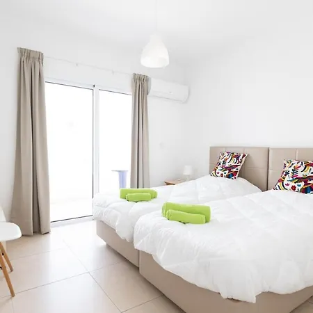 Christothea * איה נאפה