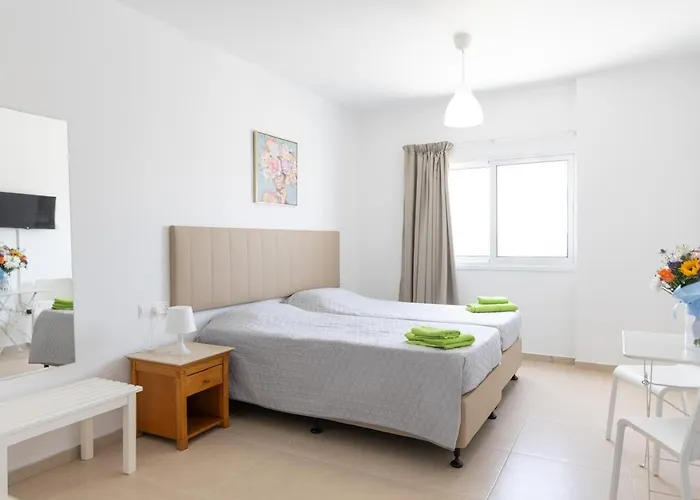 Christothea * Ayia Napa